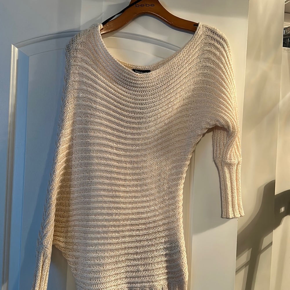 Off shoulder sweater, new with tags. Size small, color cream